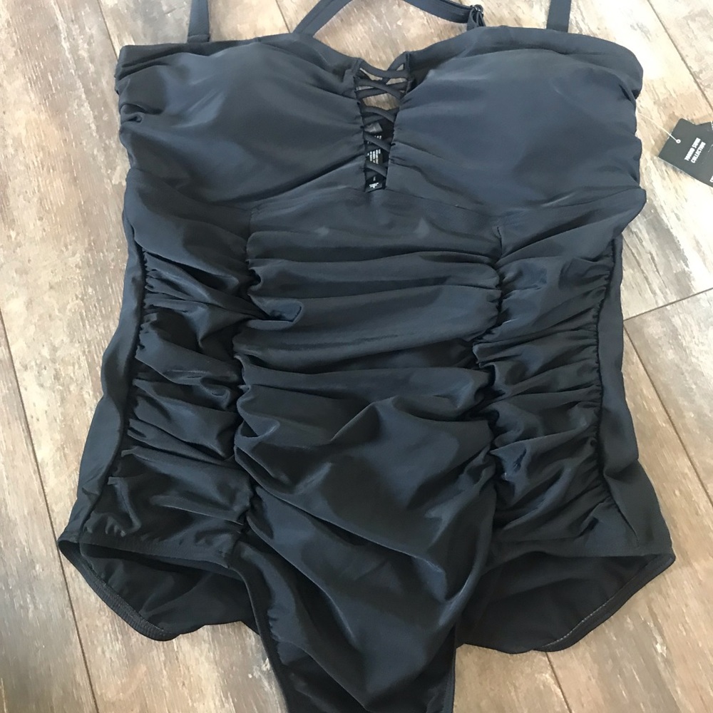 Torrid bathing suit NWT